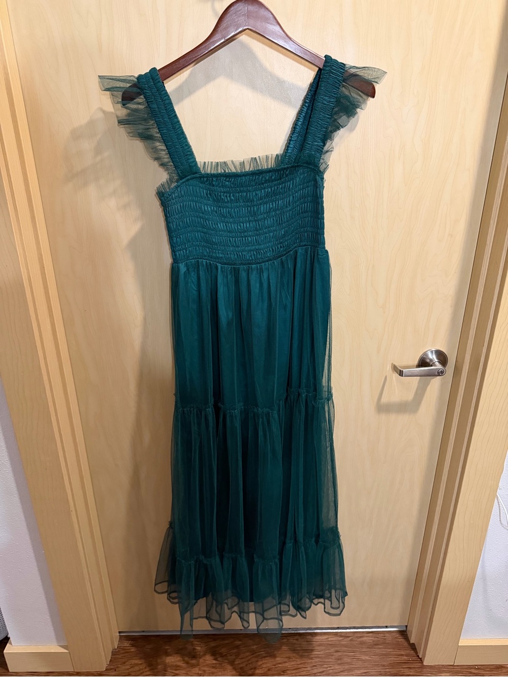 Wishlist Emerald Green Tiered Tulle Midi Dress